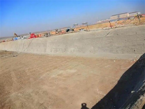 安顺高铁桩基础建设
